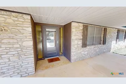 608 W Mustang Lane, San Marcos, TX 78666 - Photo 8