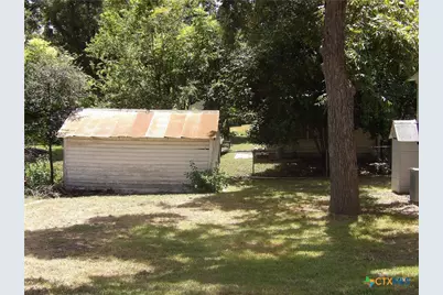 493 W Jahn Street, New Braunfels, TX 78130 - Photo 26