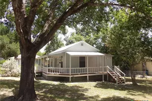 493 W Jahn St, New Braunfels, TX 78130 - Photo 22