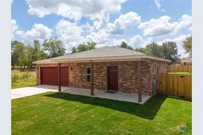 828 Elijah Ln, Lampasas, TX 76550 - Photo 2