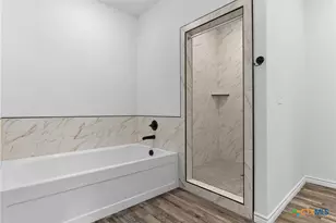 828 Elijah La, Lampasas, TX 76550 - Photo 16