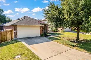 216 Big Timber Dr, Temple, TX 76502 - Photo 2