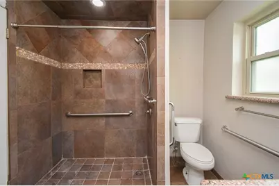 201 Canterbury Lane, Victoria, TX 77904 - Photo 24