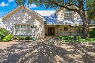 2317 Waterford Grace, New Braunfels, TX 78130 - Photo 4
