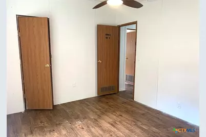 590 Lee Street, Victoria, TX 77905 - Photo 12
