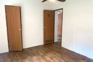 590 Lee St, Victoria, TX 77905 - Photo 12