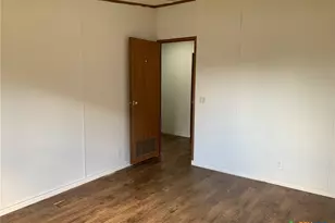590 Lee St, Victoria, TX 77905 - Photo 20