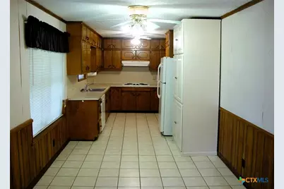 406 Sherwood Drive, Victoria, TX 77901 - Photo 6