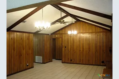406 Sherwood Drive, Victoria, TX 77901 - Photo 4
