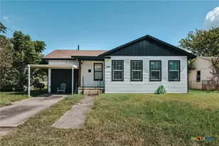 1804 E Guadalupe St, Victoria, TX 77901 - Photo 1
