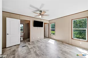 357 Dallas St, Bandera, TX 78003 - Photo 42