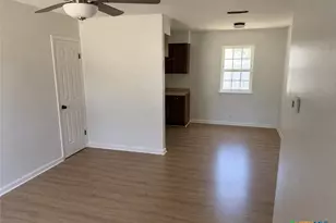 3602 Cypress St, Victoria, TX 77901 - Photo 2