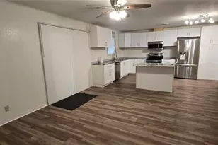 1611 N 10th St, Killeen, TX 76541 - Photo 8