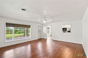 2201 College Dr, Victoria, TX 77901 - Photo 18