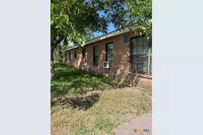 4 Kathy Street, Victoria, TX 77905 - Photo 2
