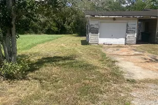 1708 Pleasant Green Dr, Victoria, TX 77905 - Photo 2