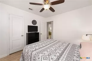 1802 N 10th St, Killeen, TX 76541 - Photo 20