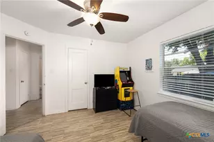 1802 N 10th St, Killeen, TX 76541 - Photo 16