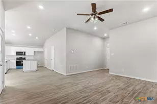 216 W Ruby Rd, Harker Heights, TX 76548 - Photo 8