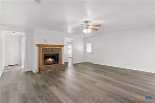 3908 Kevin Shaw Dr, Killeen, TX 76549 - Photo 4