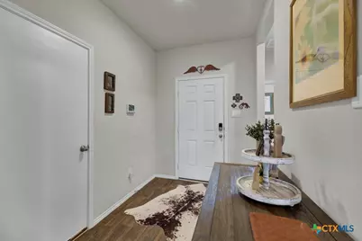 437 Signe, Seguin, TX 78155 - Photo 2