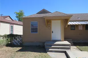1305 S 5th St, Temple, TX 76504 - Photo 2