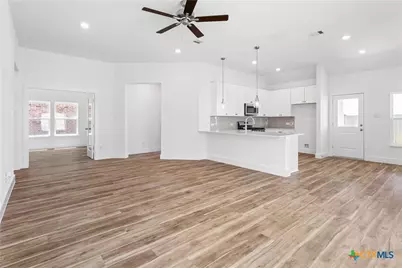 316 Cardinal Drive, Port Lavaca, TX 77979 - Photo 8