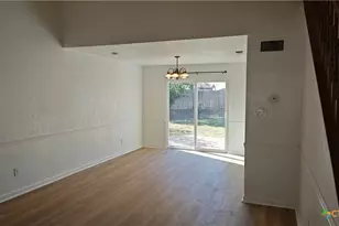 1232 Royal Crest Dr, Killeen, TX 76549 - Photo 2