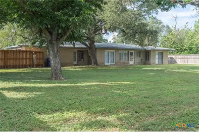 310 Pfeil Road, Cibolo, TX 78108 - Photo 2