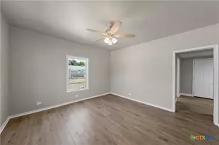 1803 N Fannin Ave, Cameron, TX 76520 - Photo 8