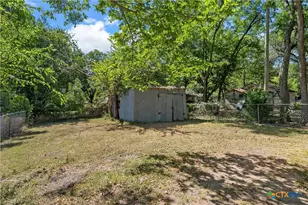 1803 N Fannin Ave, Cameron, TX 76520 - Photo 22