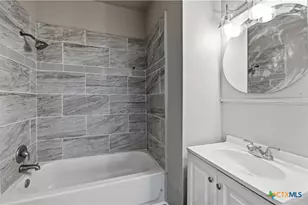 214 E Huff Ave, San Antonio, TX 78214 - Photo 14