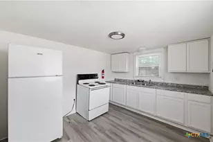 214 E Huff Ave, San Antonio, TX 78214 - Photo 30