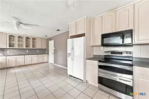 609 Hastings Rd, Belton, TX 76513 - Photo 16