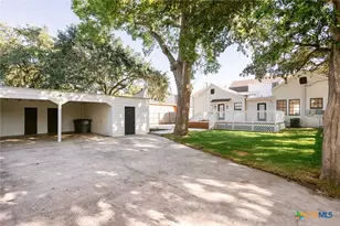 308 W Stayton Ave, Victoria, TX 77901 - Photo 42