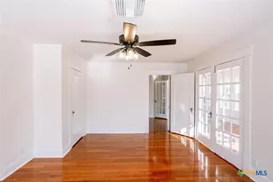 308 W Stayton Ave, Victoria, TX 77901 - Photo 34