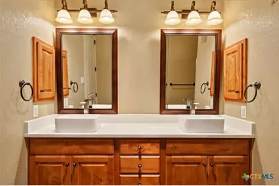 920 Gruene Spring, New Braunfels, TX 78130 - Photo 22