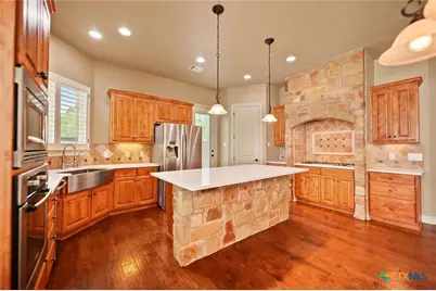 920 Gruene Spring, New Braunfels, TX 78130 - Photo 14