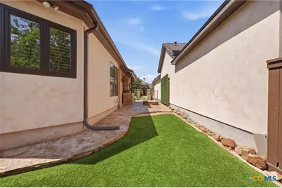 920 Gruene Spring, New Braunfels, TX 78130 - Photo 38