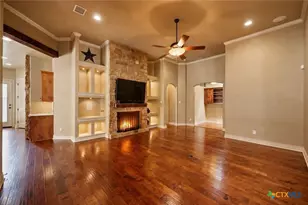 920 Gruene Spring, New Braunfels, TX 78130 - Photo 6