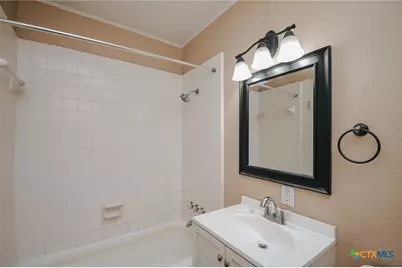 1503 E Virginia Avenue, Victoria, TX 77901 - Photo 38