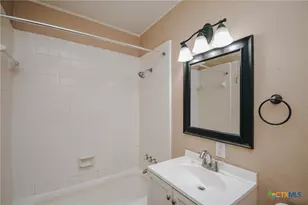 1503 E Virginia Ave, Victoria, TX 77901 - Photo 38
