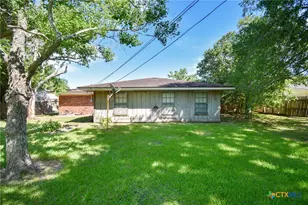 2215 Larry Dr, Port Lavaca, TX 77979 - Photo 12