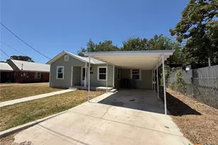111 N 16th St, Gatesville, TX 76528 - Photo 2