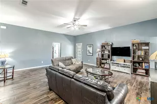 503 Kylar St, Troy, TX 76579 - Photo 4