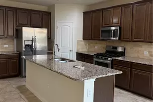 365 Orion Dr, New Braunfels, TX 78130 - Photo 4