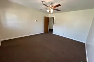 310 Prather Dr, Killeen, TX 76541 - Photo 2