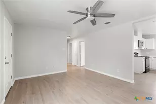 108 Gm Ln, San Marcos, TX 78666 - Photo 8