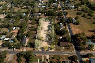 904 Linden Street, Bastrop, TX 78602 - Photo 12