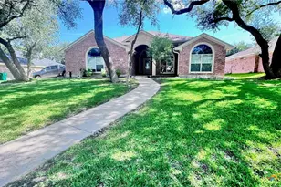 416 Wrought Iron Dr, Harker Heights, TX 76548 - Photo 1